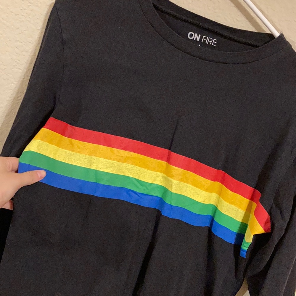 Shirt - Picture 2 of 3